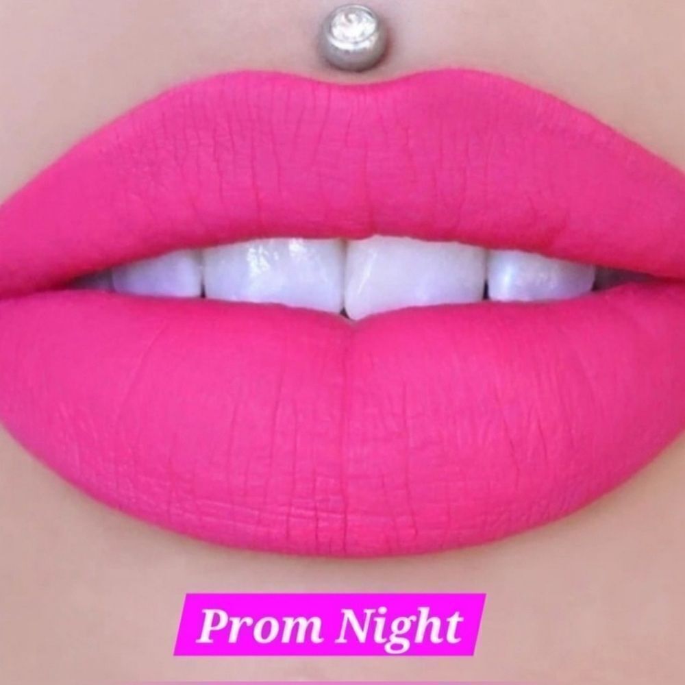 NIB Jeffree Star Velour Liquid Lipstick in prom night